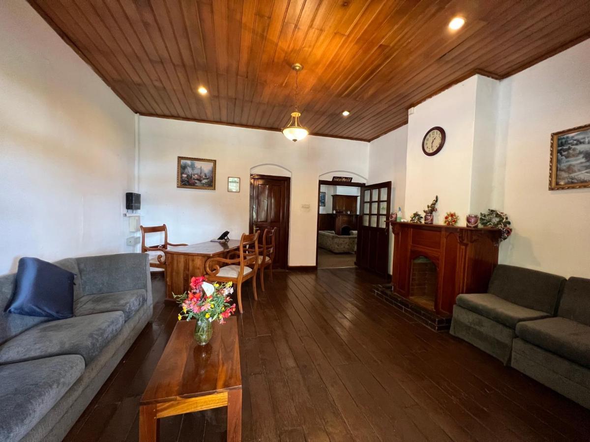 Tea Bush Hotel Nuwara Eliya Esterno foto